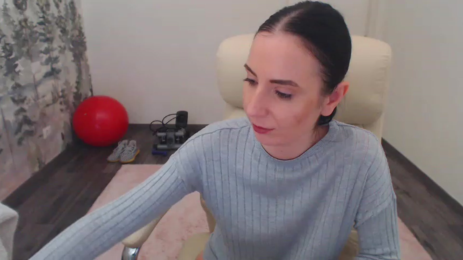 Gallery image thumbnail from NerdyDexter's myfreecams stream on, 05/13/2023, 11:06 image 16 of 20
