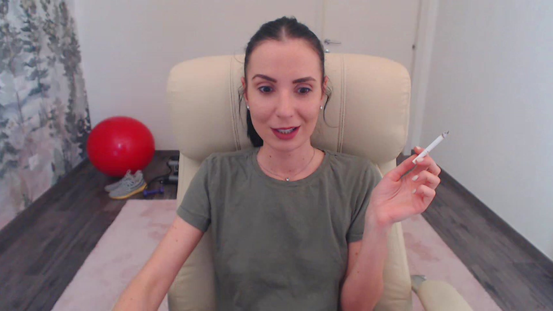 Gallery image thumbnail from NerdyDexter's myfreecams stream on, 05/20/2023, 11:28 image 6 of 20