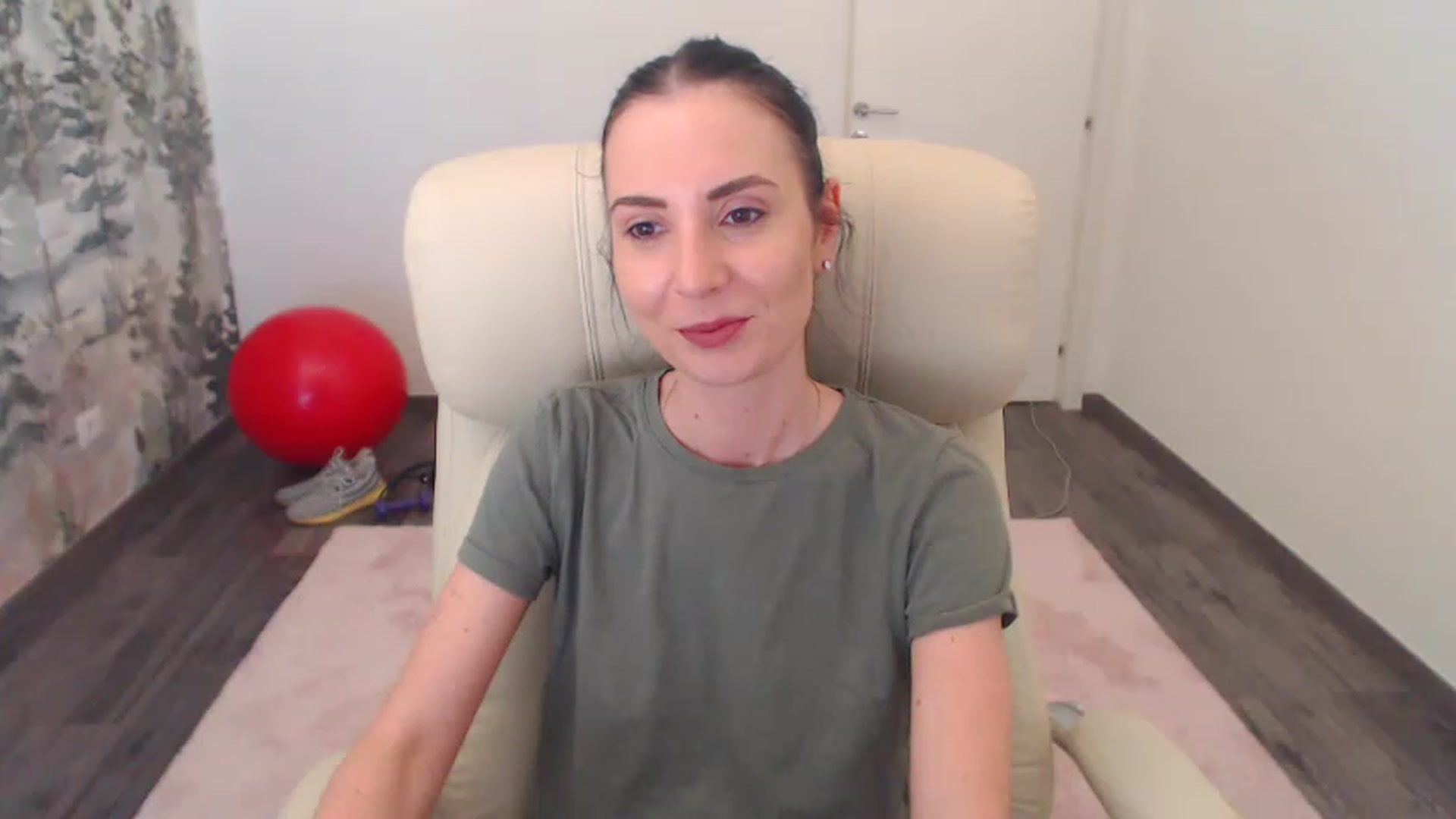 Gallery image thumbnail from NerdyDexter's myfreecams stream on, 05/20/2023, 11:28 image 19 of 20
