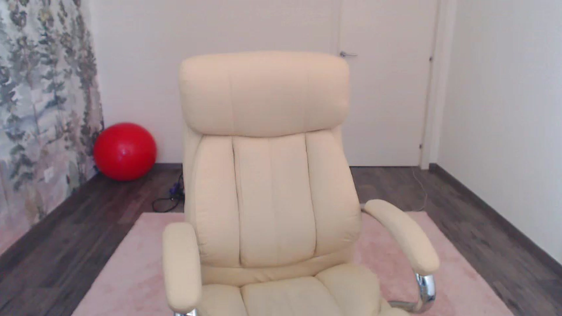 Gallery image thumbnail from NerdyDexter's myfreecams stream on, 06/13/2023, 13:12 image 3 of 20
