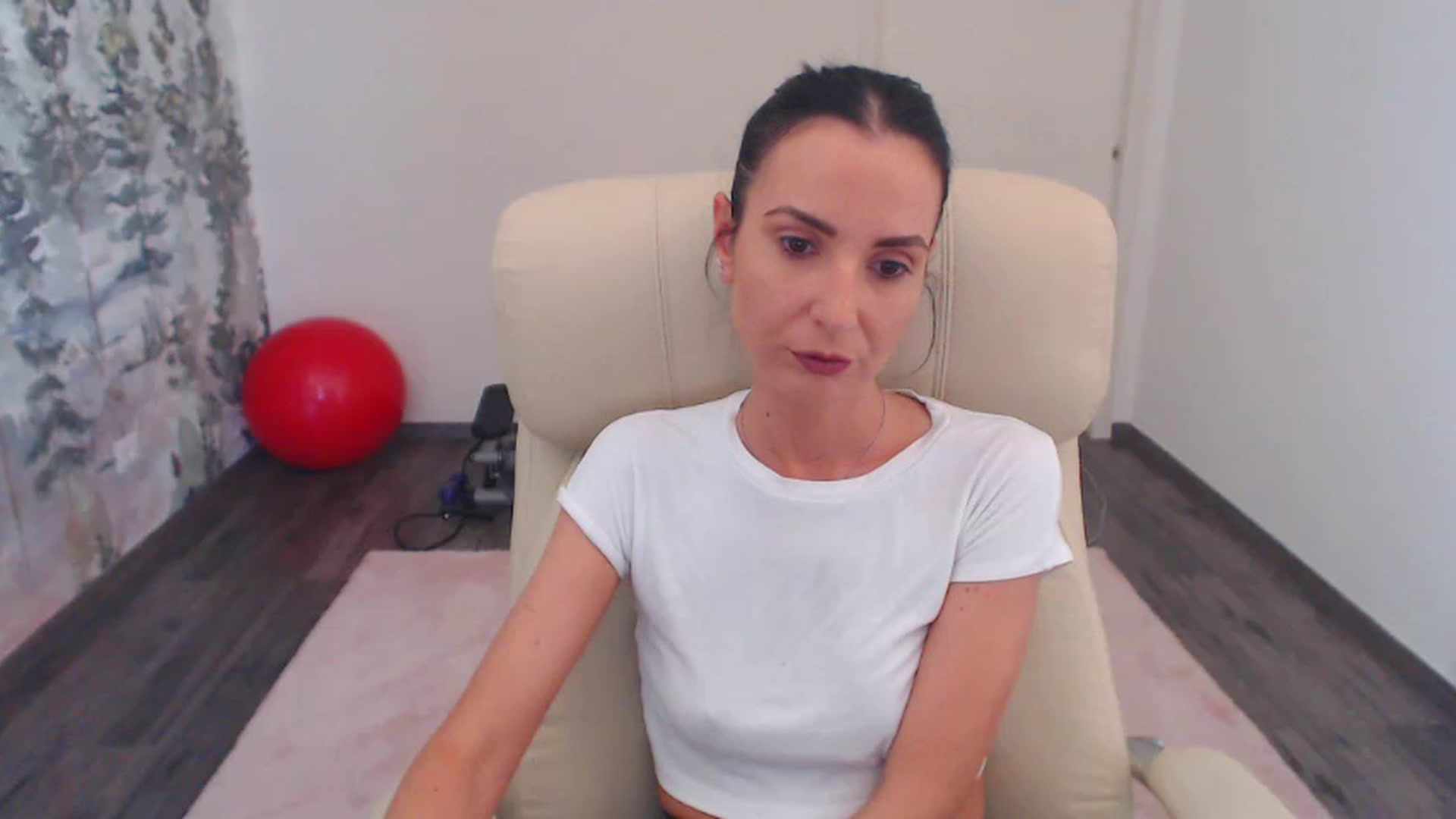 Gallery image thumbnail from NerdyDexter's myfreecams stream on, 06/13/2023, 13:12 image 8 of 20
