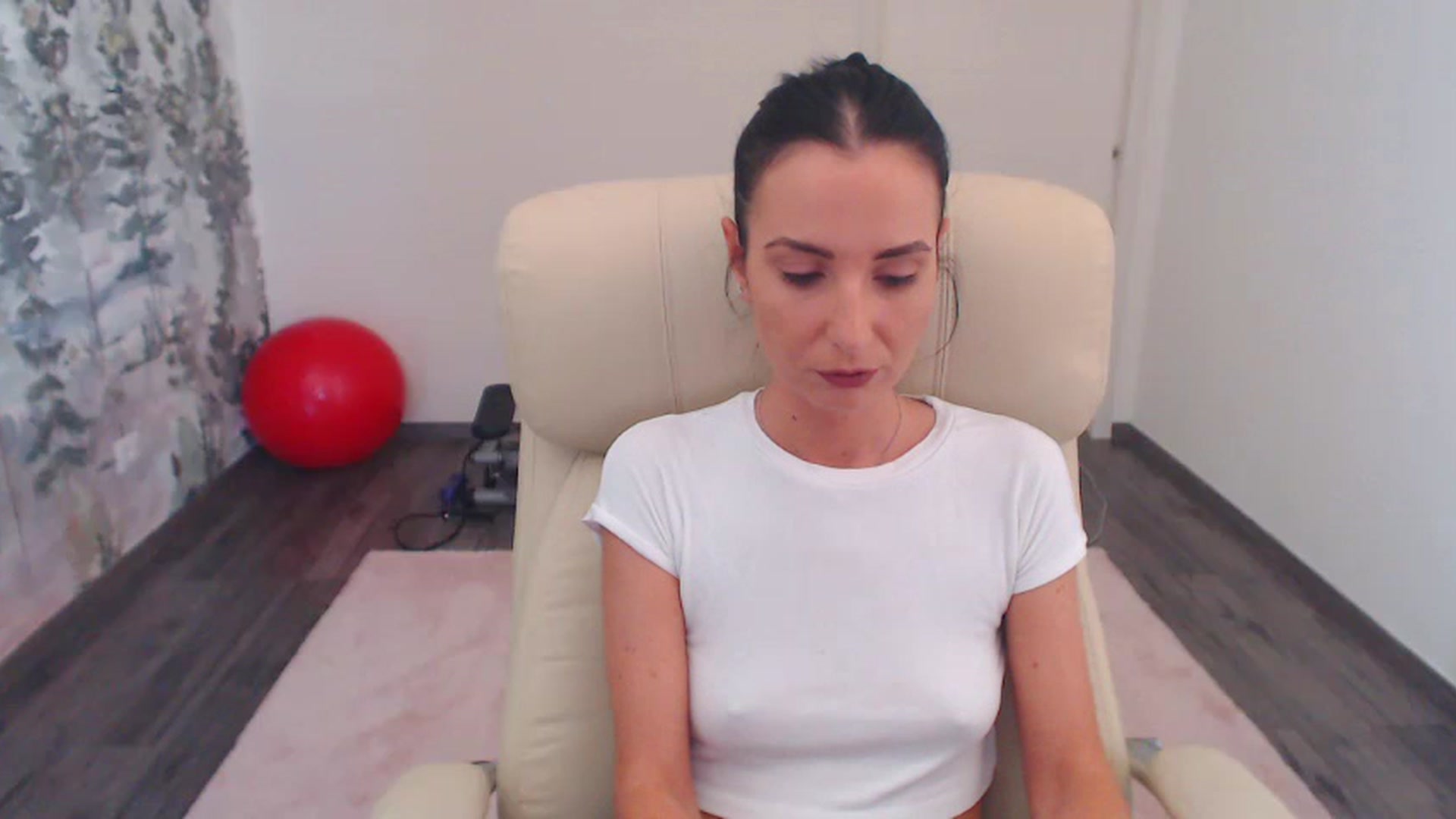 Gallery image thumbnail from NerdyDexter's myfreecams stream on, 06/13/2023, 13:12 image 10 of 20