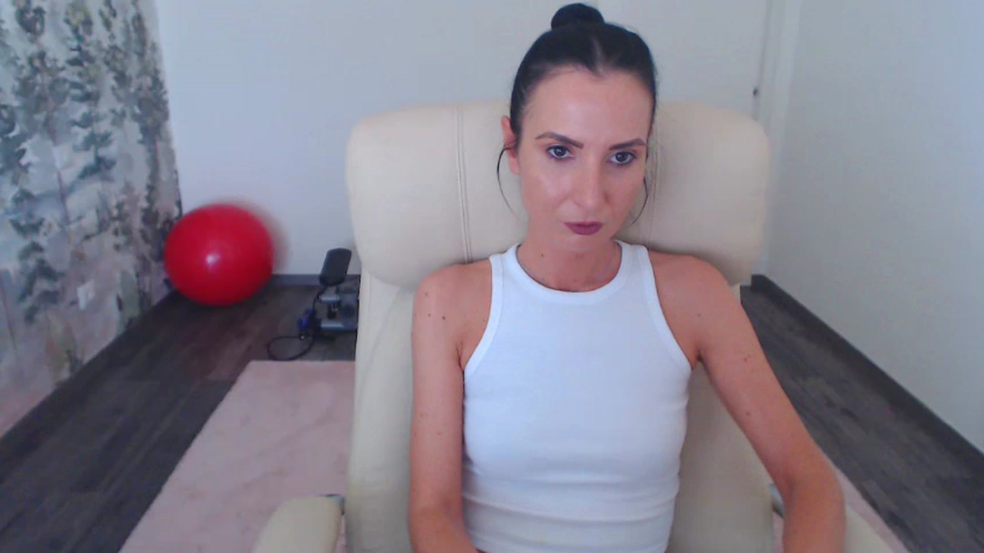 Gallery image thumbnail from NerdyDexter's myfreecams stream on, 06/14/2023, 14:03 image 13 of 20