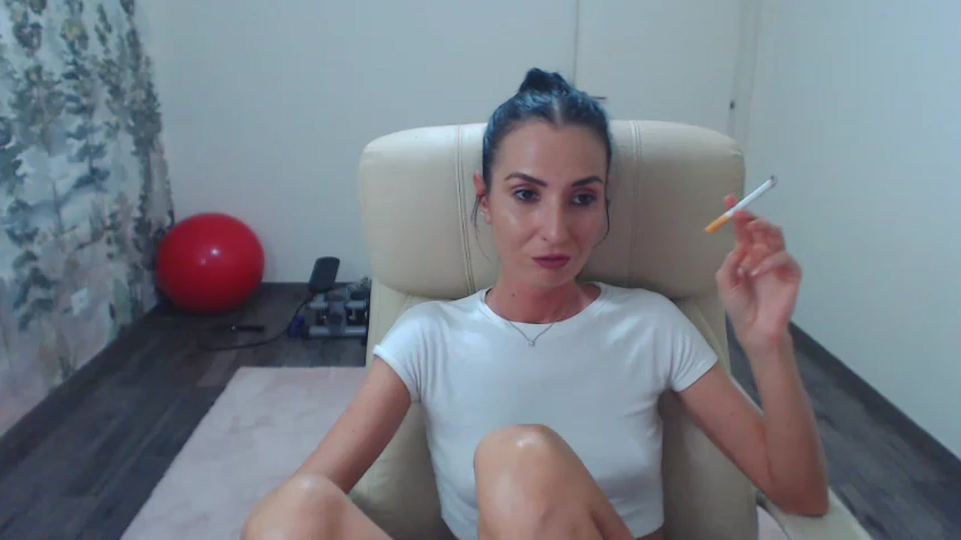 Gallery image thumbnail from NerdyDexter's myfreecams stream on, 06/16/2023, 18:30 image 20 of 20