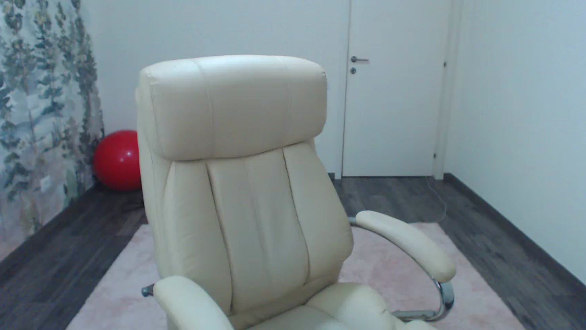 Gallery image thumbnail from NerdyDexter's myfreecams stream on, 06/19/2023, 18:45 image 15 of 20