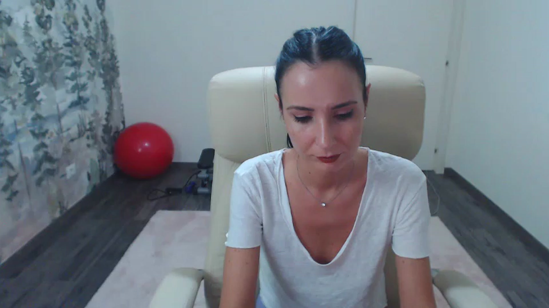 Gallery image thumbnail from NerdyDexter's myfreecams stream on, 07/04/2023, 19:07 image 12 of 20