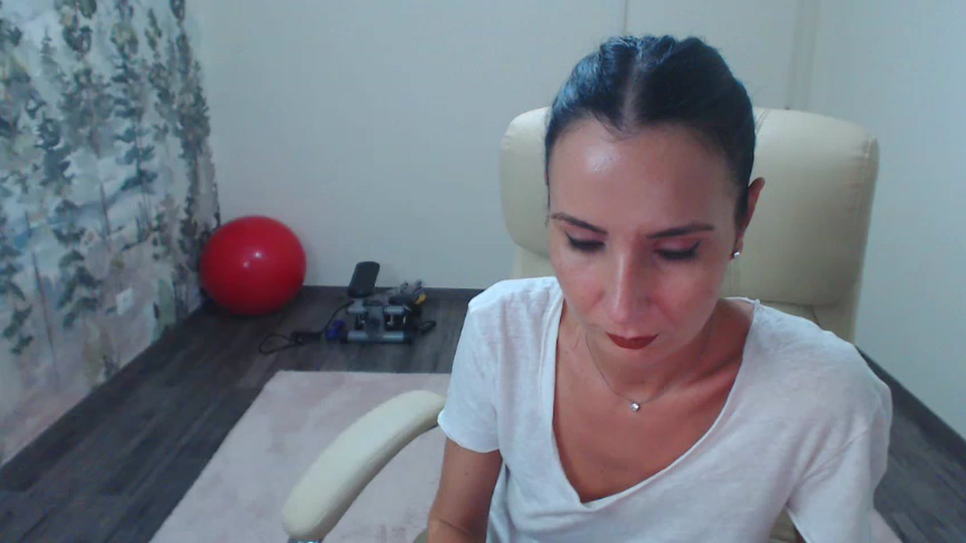 Gallery image thumbnail from NerdyDexter's myfreecams stream on, 07/04/2023, 19:07 image 9 of 20