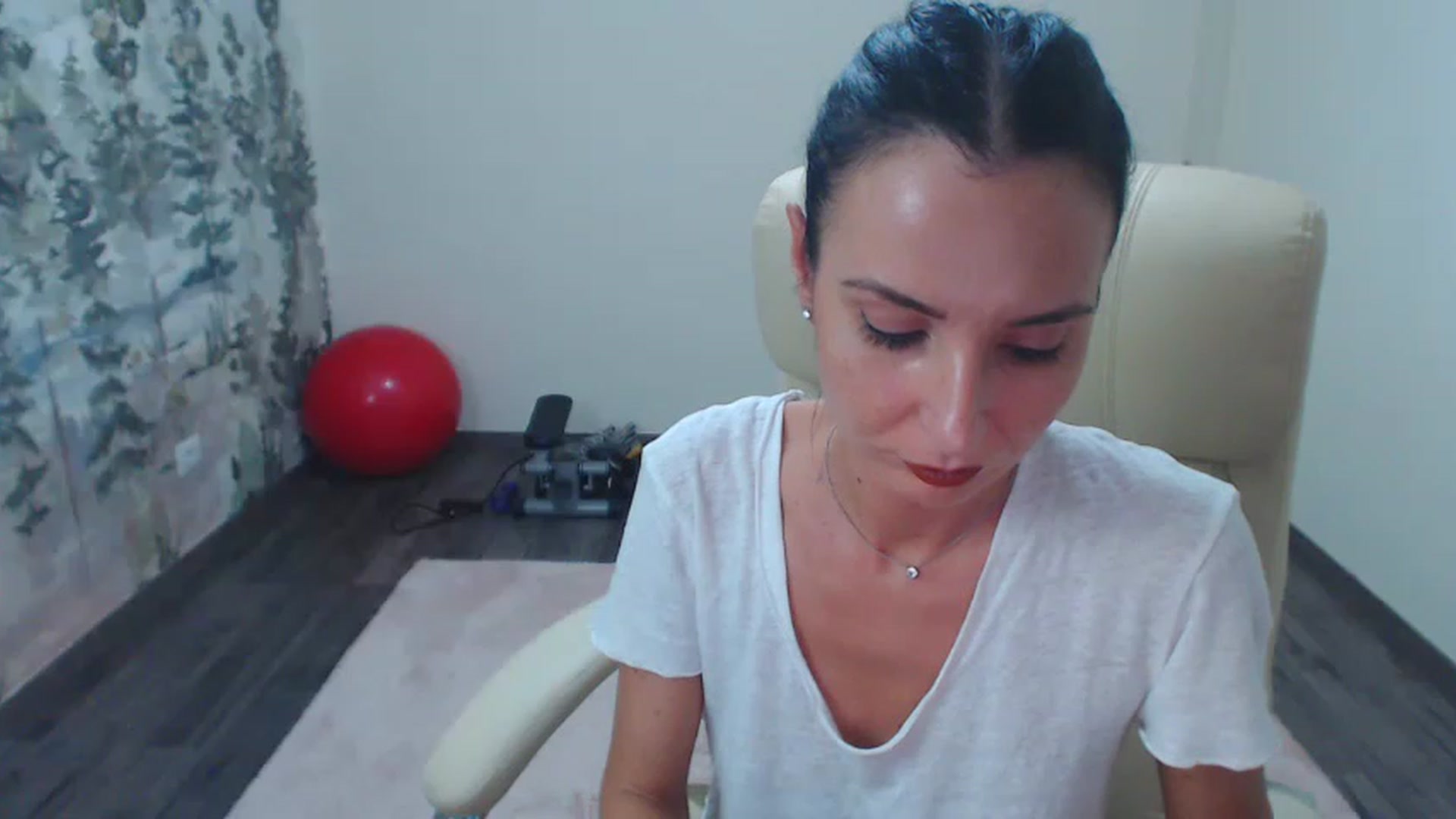 Gallery image thumbnail from NerdyDexter's myfreecams stream on, 07/04/2023, 19:07 image 8 of 20