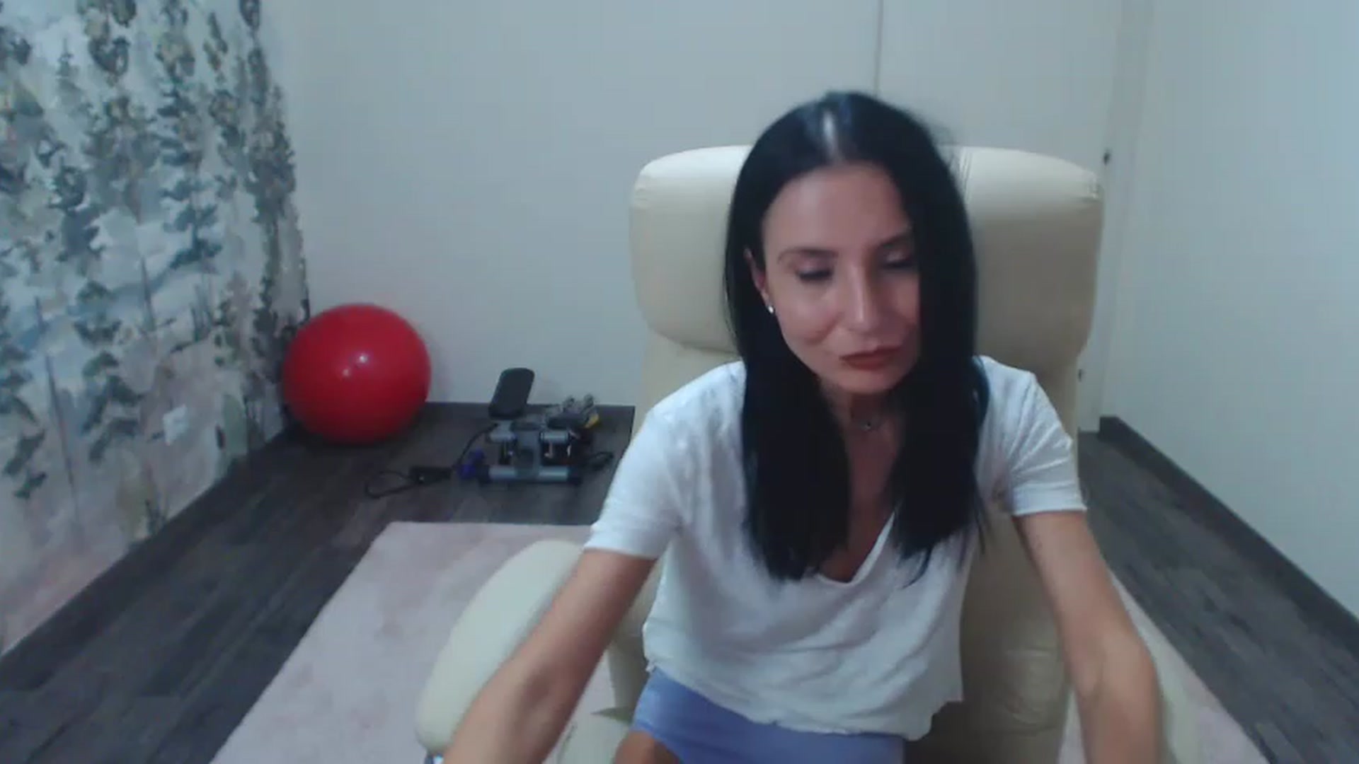 Gallery image thumbnail from NerdyDexter's myfreecams stream on, 07/04/2023, 19:07 image 7 of 20