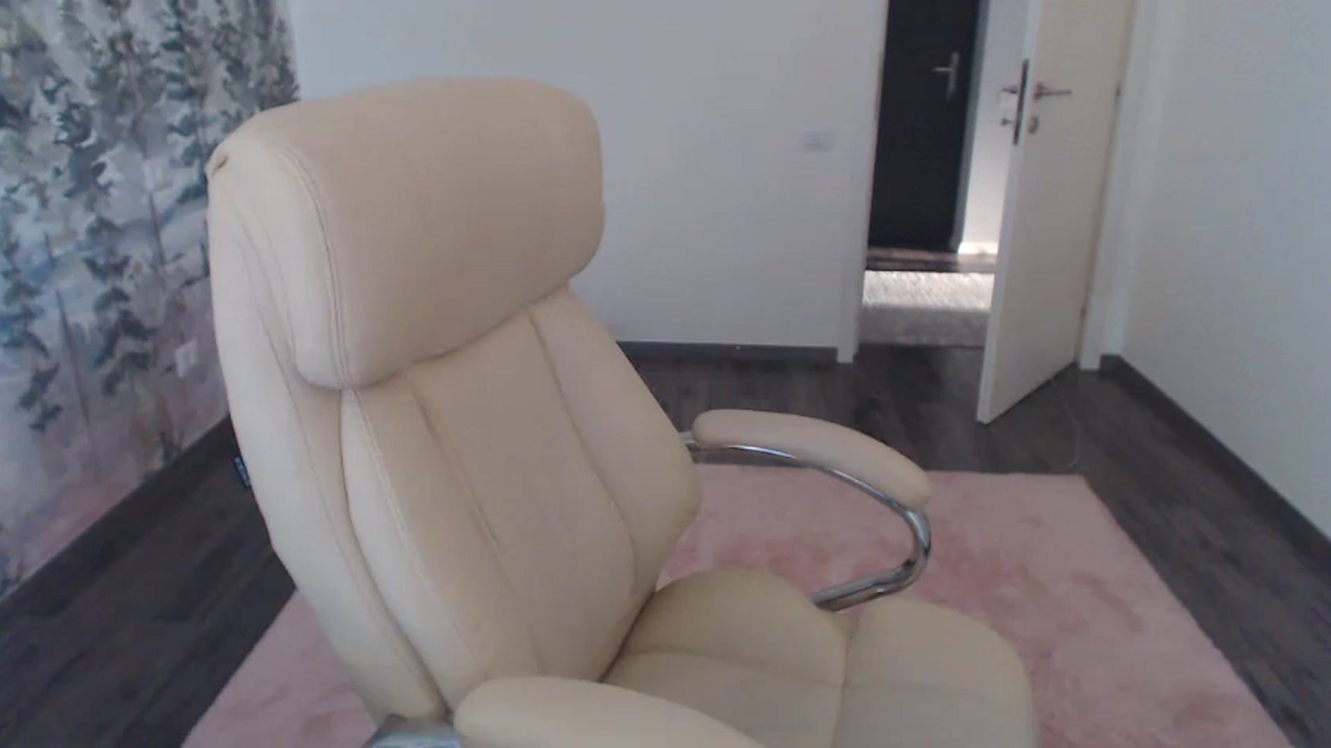 Gallery image thumbnail from NerdyDexter's myfreecams stream on, 07/17/2023, 16:29 image 5 of 20