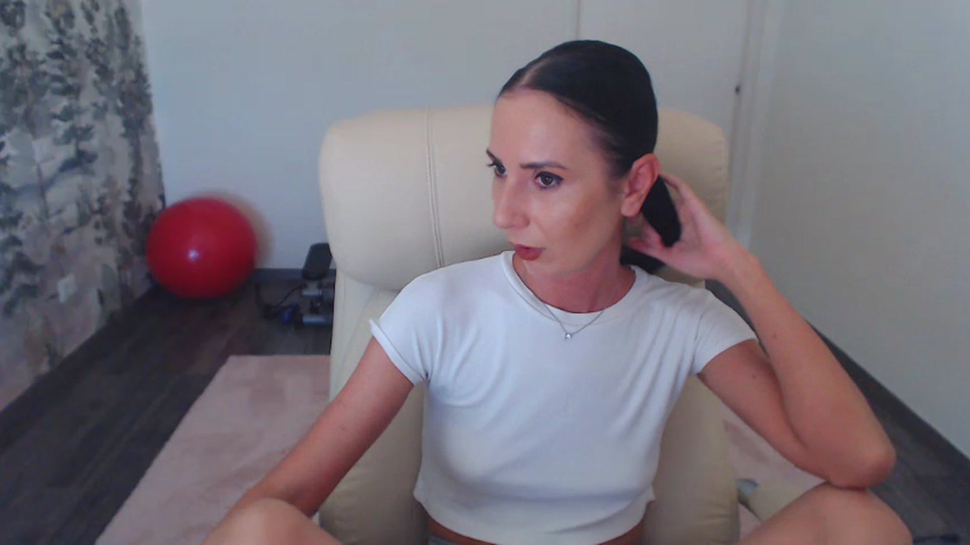 Gallery image thumbnail from NerdyDexter's myfreecams stream on, 07/18/2023, 15:50 image 1 of 20