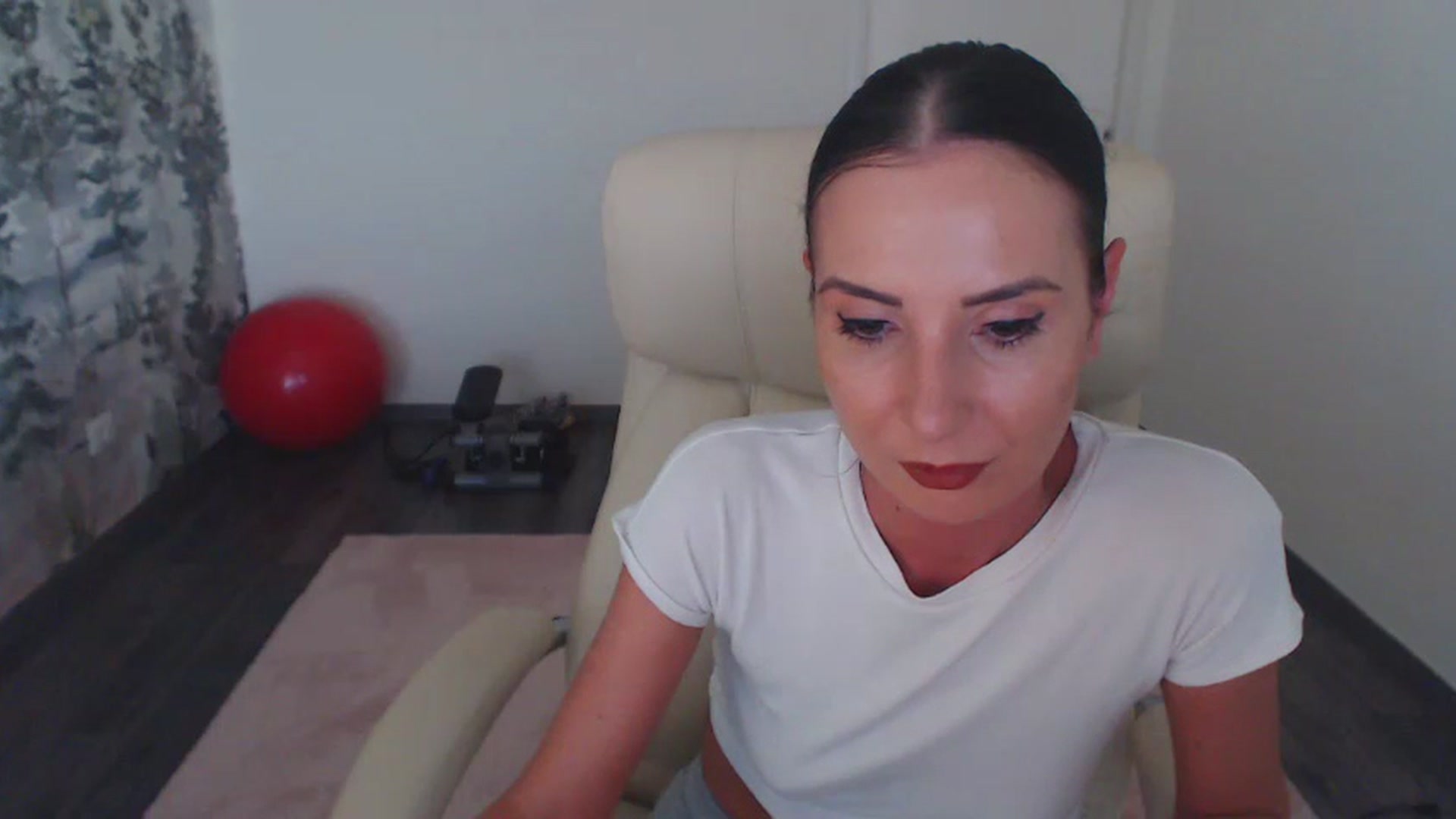 Gallery image thumbnail from NerdyDexter's myfreecams stream on, 07/18/2023, 17:09 image 16 of 20
