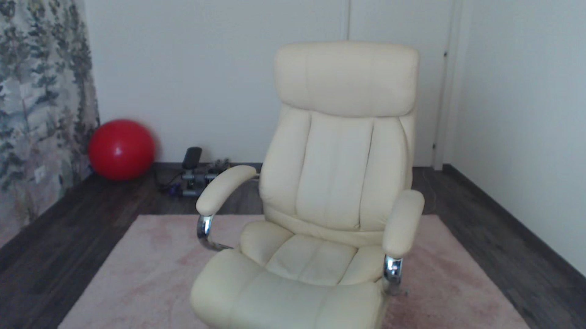 Gallery image thumbnail from NerdyDexter's myfreecams stream on, 07/20/2023, 16:25 image 18 of 20