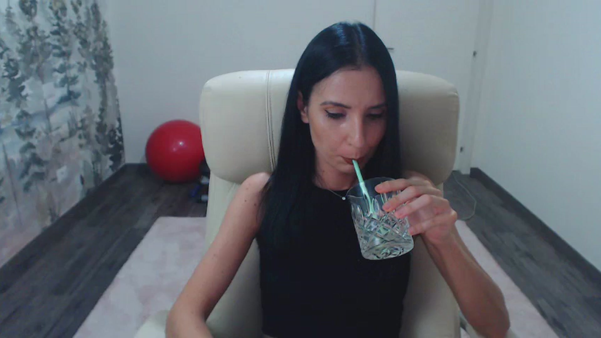 Gallery image thumbnail from NerdyDexter's myfreecams stream on, 08/03/2023, 18:56 image 1 of 20