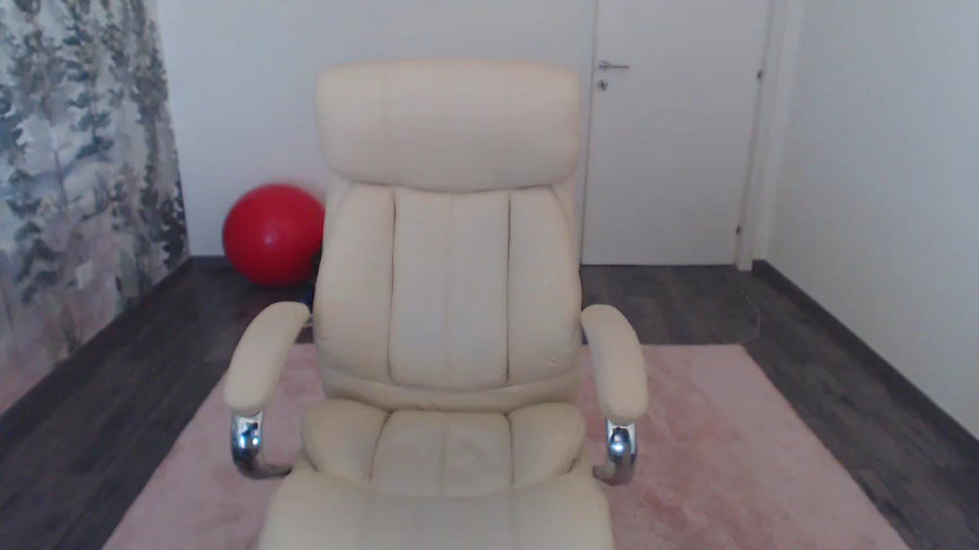 Gallery image thumbnail from NerdyDexter's myfreecams stream on, 08/06/2023, 16:42 image 11 of 20