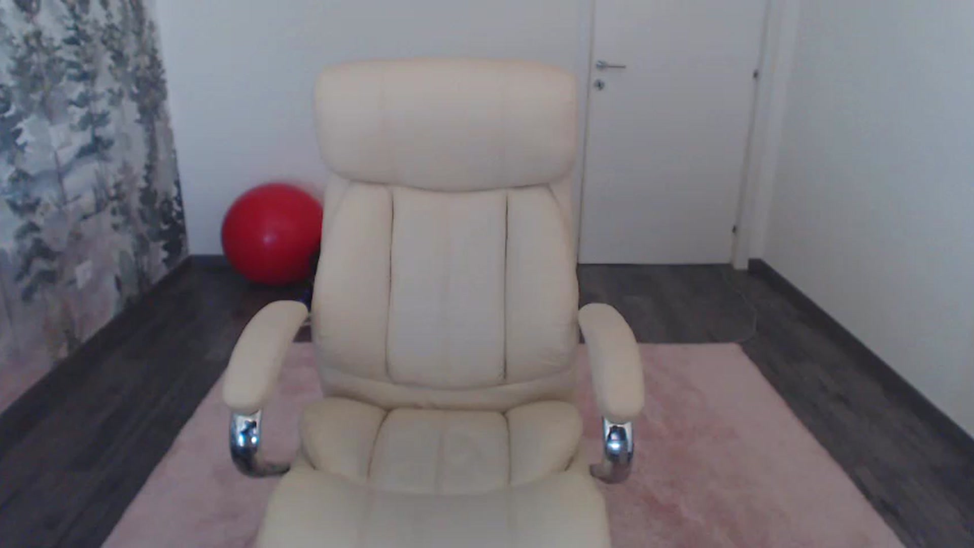 Gallery image thumbnail from NerdyDexter's myfreecams stream on, 08/06/2023, 16:42 image 12 of 20