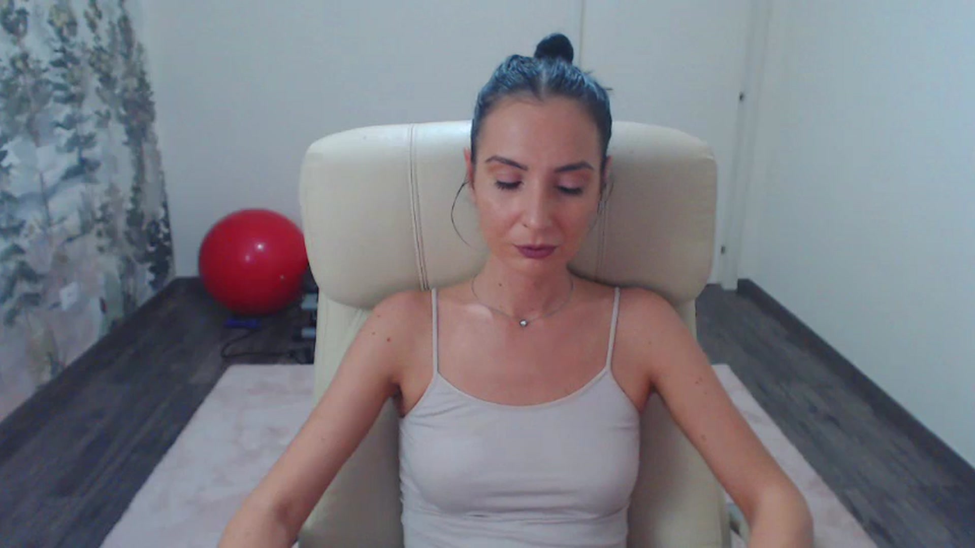 Gallery image thumbnail from NerdyDexter's myfreecams stream on, 08/31/2023, 16:51 image 8 of 20