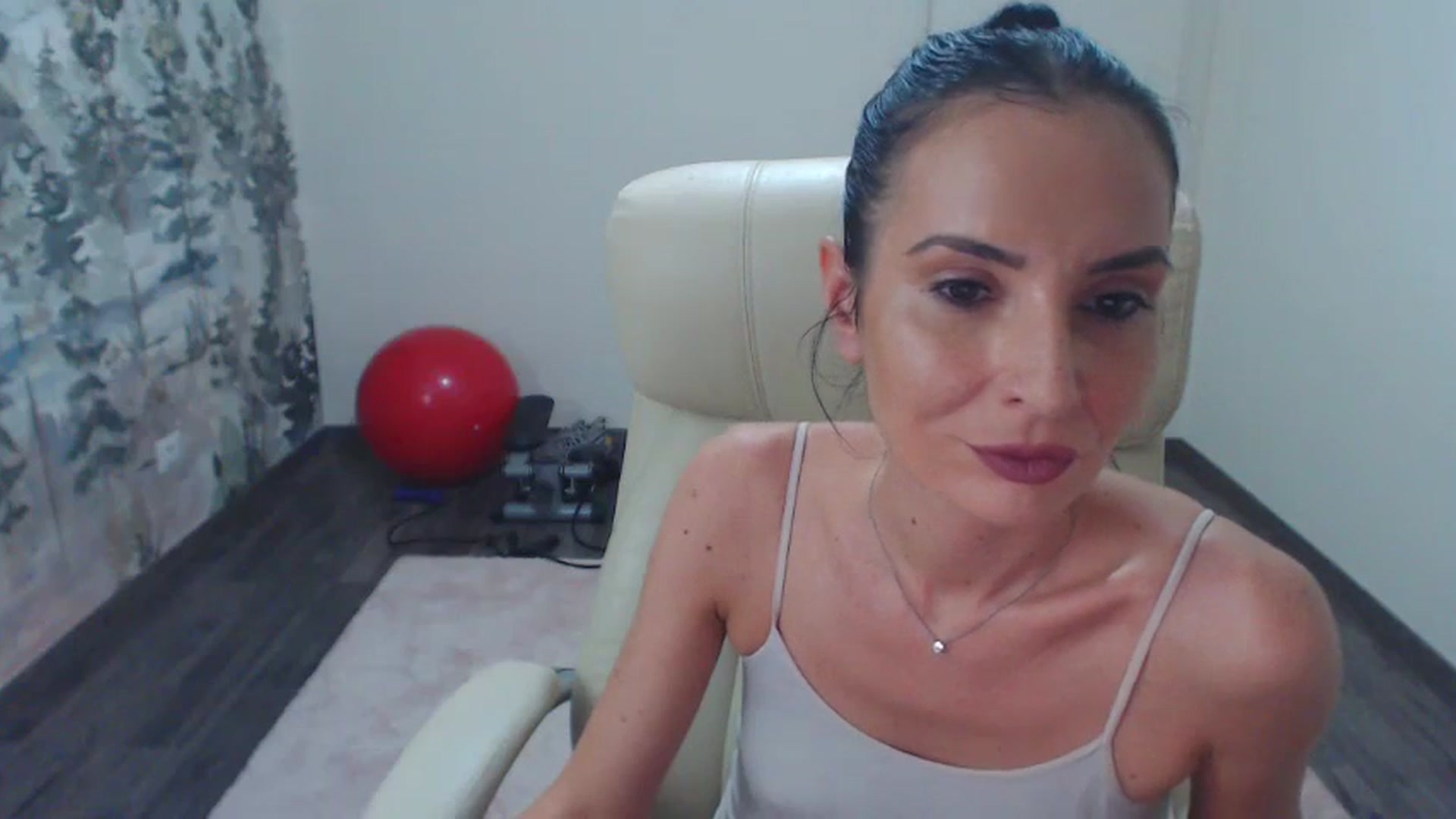 Gallery image thumbnail from NerdyDexter's myfreecams stream on, 08/31/2023, 17:34 image 17 of 20