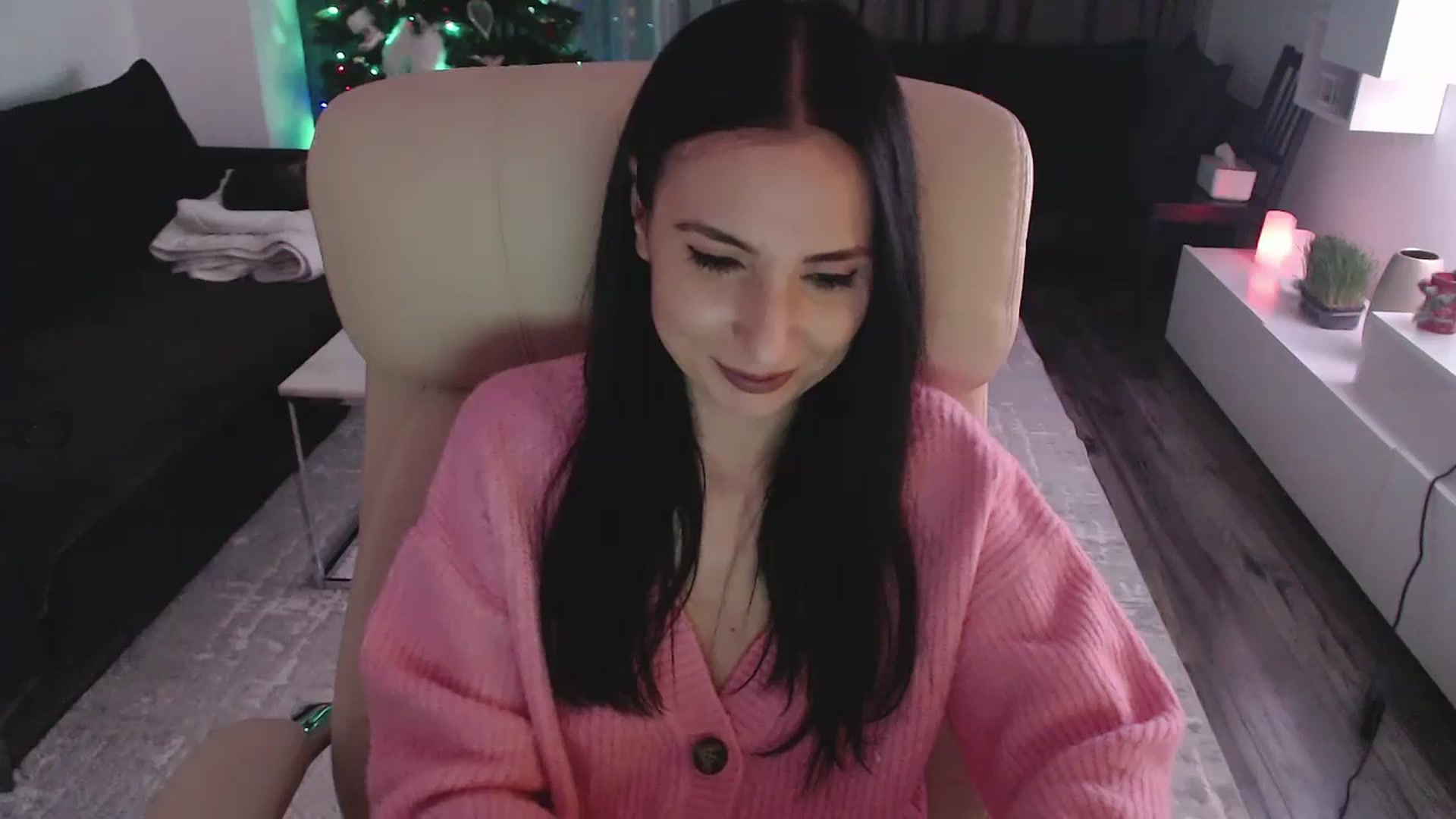 Gallery image thumbnail from NerdyDexter's myfreecams stream on, 12/22/2023, 19:42 image 6 of 20