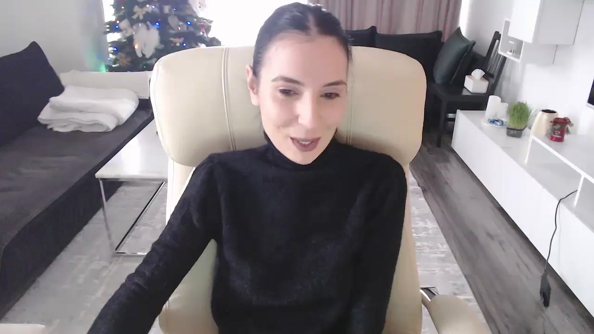 Gallery image thumbnail from NerdyDexter's myfreecams stream on, 12/23/2023, 09:43 image 10 of 20