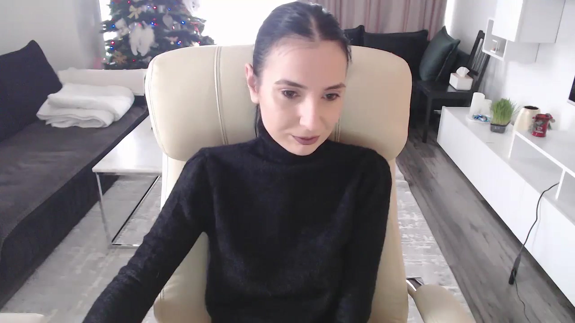 Gallery image thumbnail from NerdyDexter's myfreecams stream on, 12/23/2023, 09:43 image 6 of 20