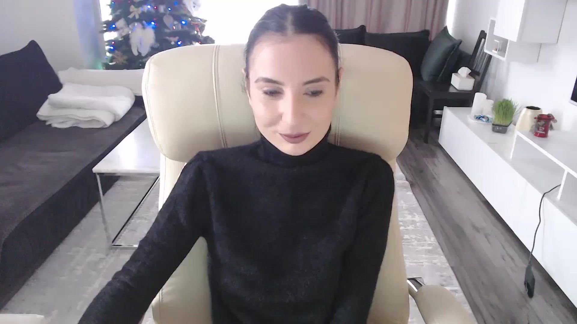 Gallery image thumbnail from NerdyDexter's myfreecams stream on, 12/23/2023, 09:43 image 11 of 20