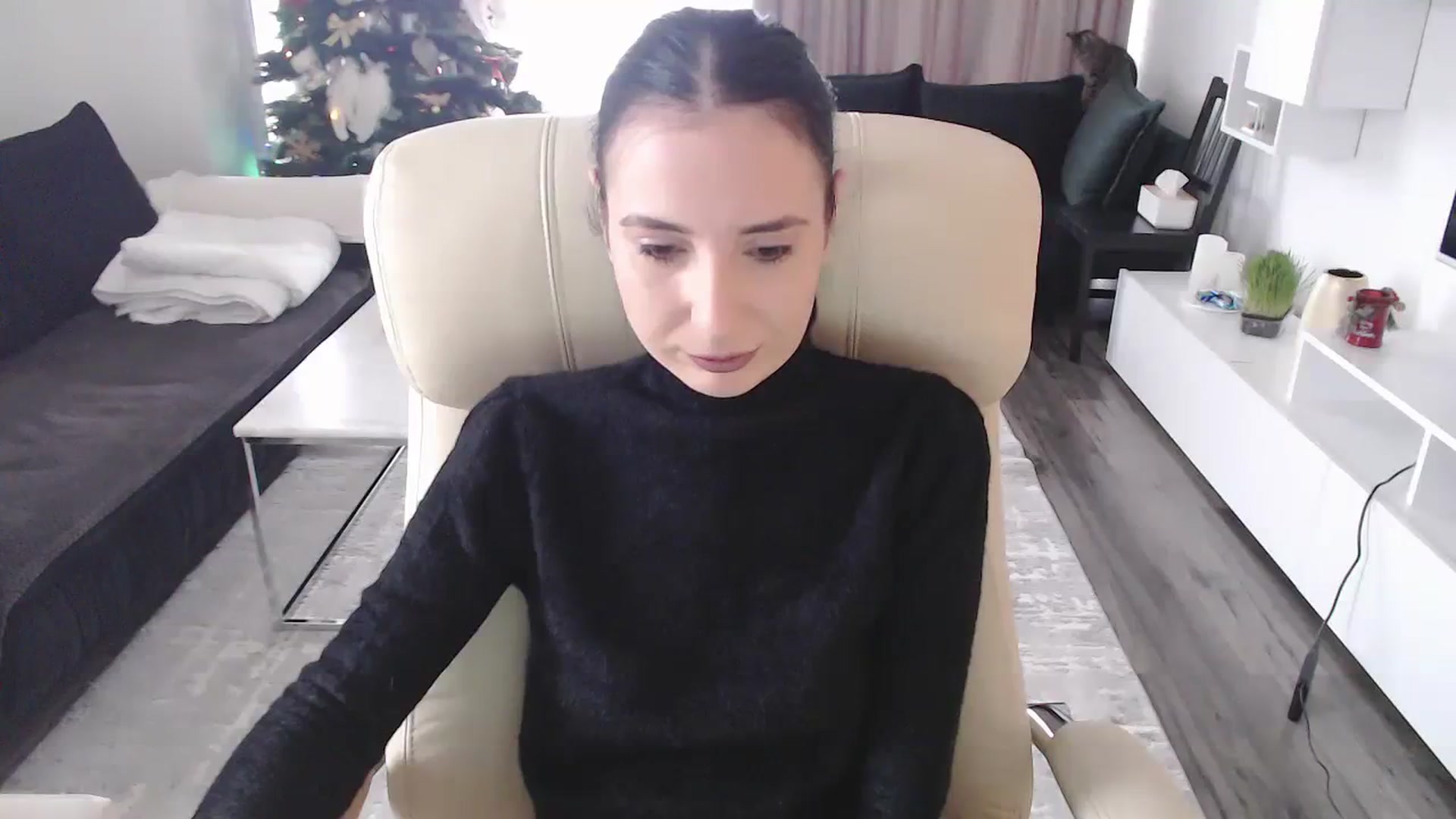 Gallery image thumbnail from NerdyDexter's myfreecams stream on, 12/23/2023, 09:43 image 4 of 20