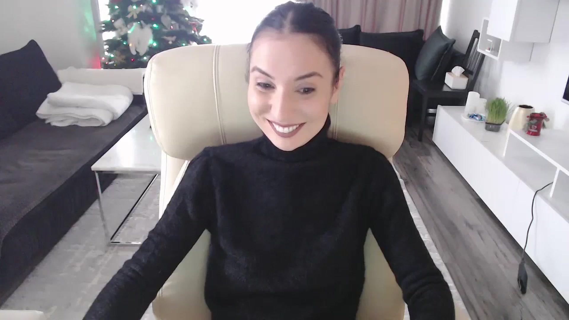 Gallery image thumbnail from NerdyDexter's myfreecams stream on, 12/23/2023, 09:43 image 9 of 20