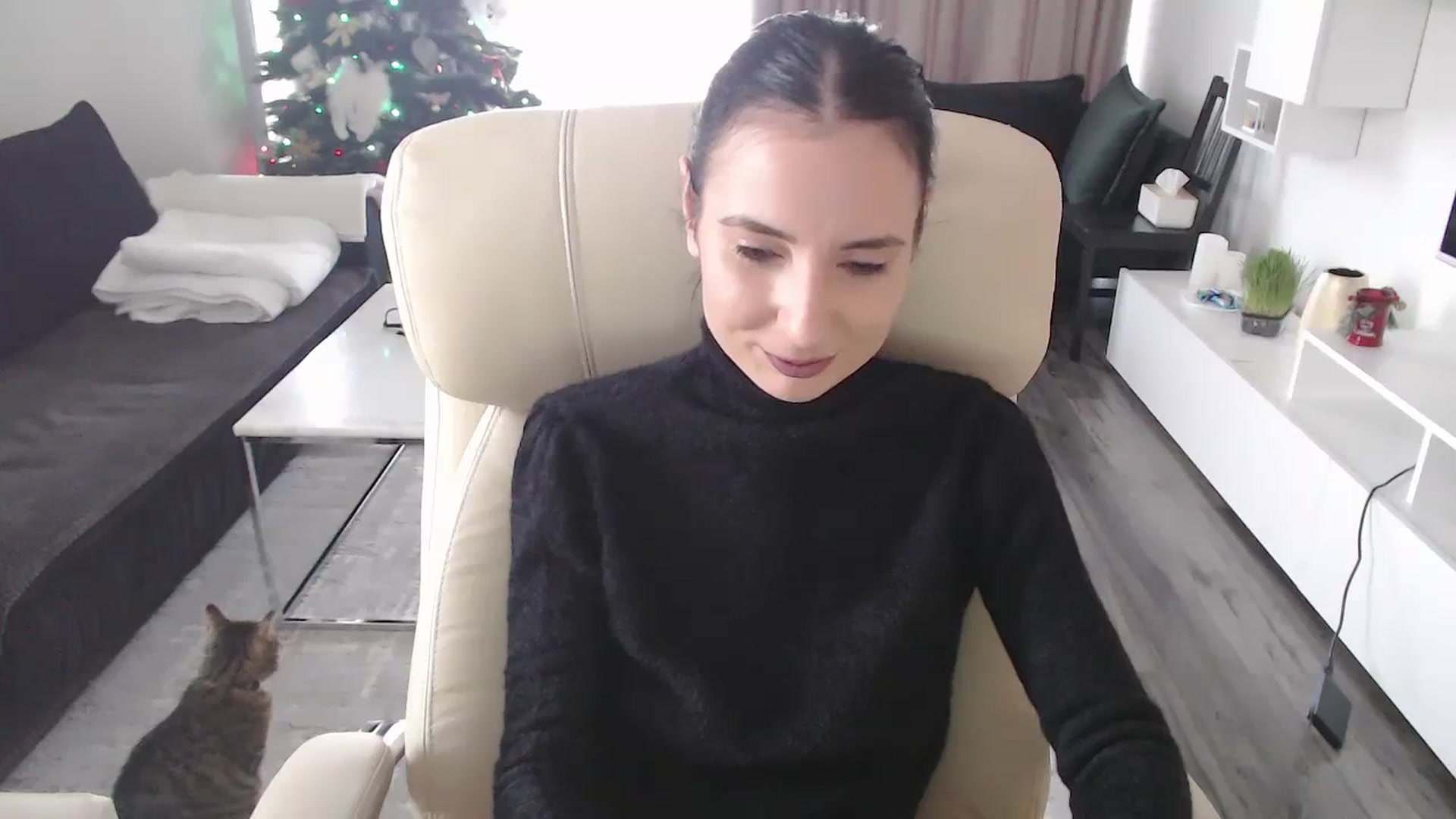 Gallery image thumbnail from NerdyDexter's myfreecams stream on, 12/23/2023, 11:07 image 2 of 20