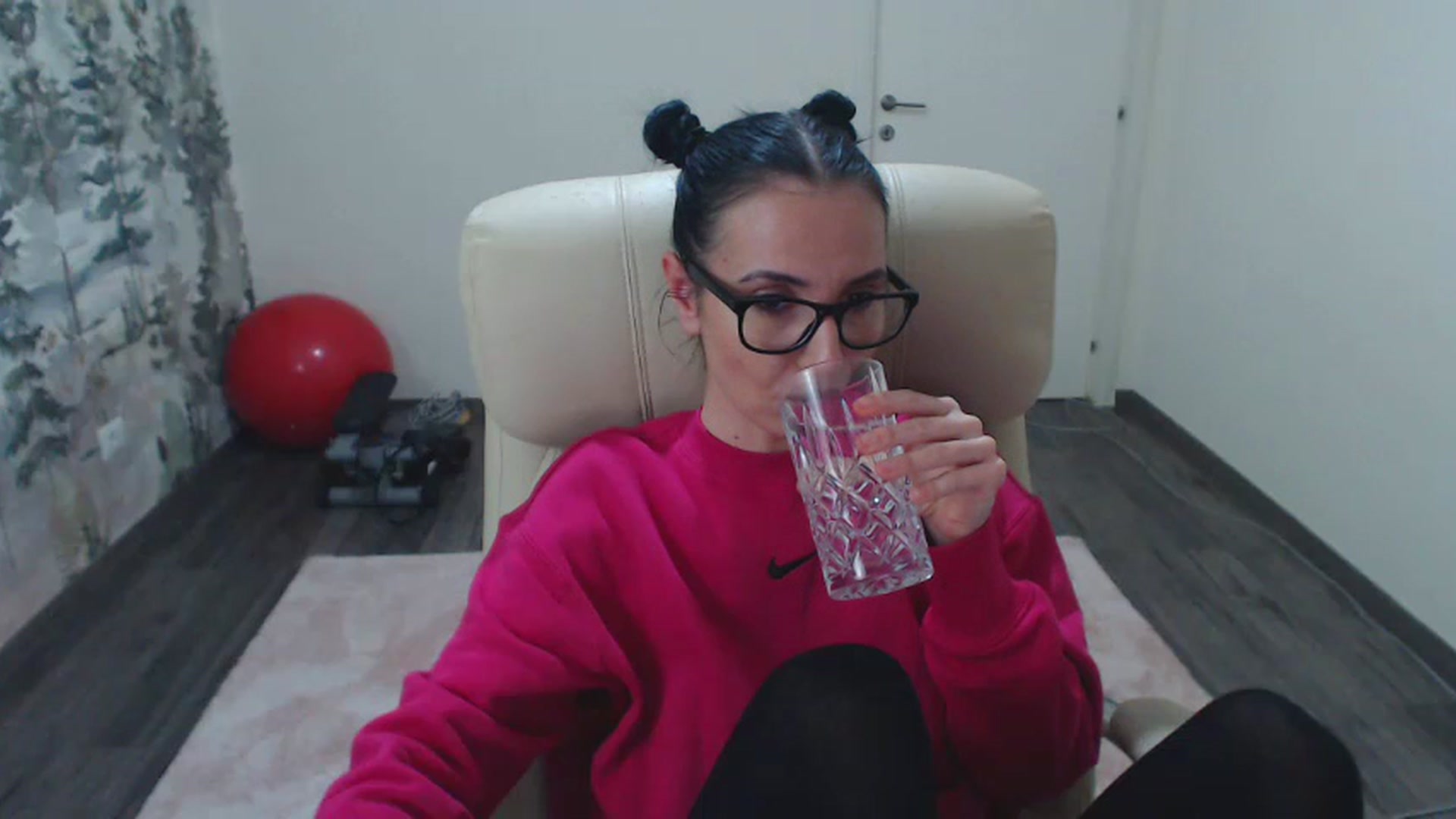 Gallery image thumbnail from NerdyDexter's myfreecams stream on, 01/12/2024, 19:07 image 13 of 20