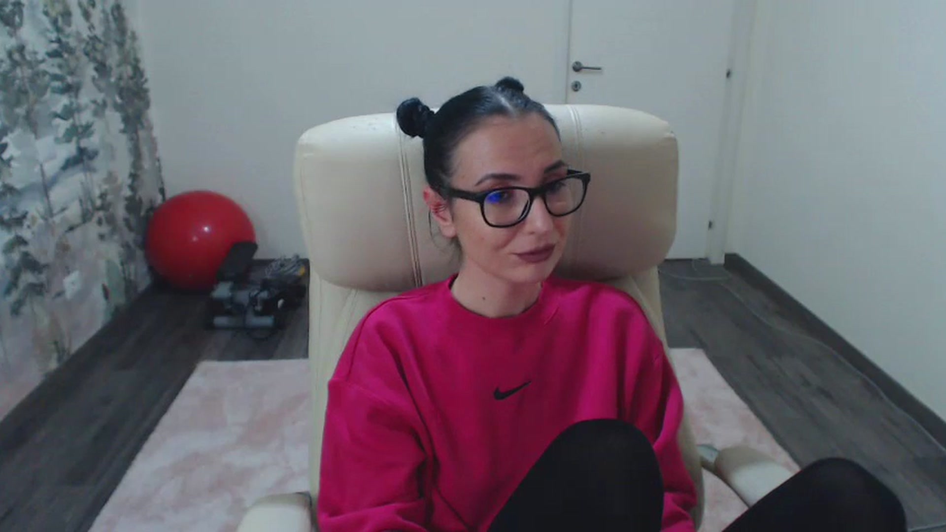 Gallery image thumbnail from NerdyDexter's myfreecams stream on, 01/12/2024, 19:07 image 17 of 20