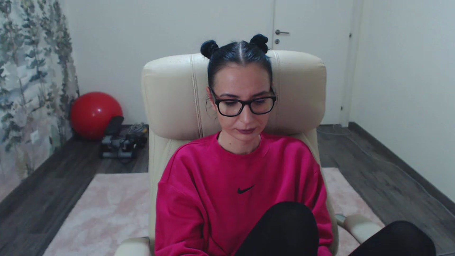 Gallery image thumbnail from NerdyDexter's myfreecams stream on, 01/12/2024, 19:07 image 18 of 20