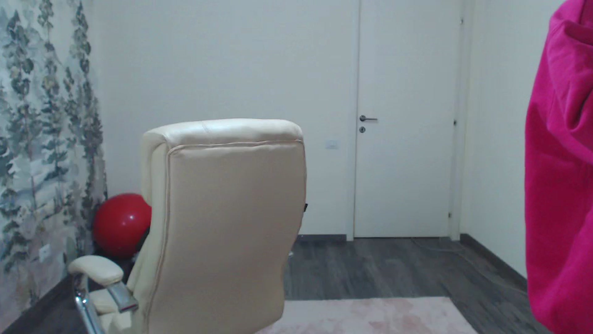 Gallery image thumbnail from NerdyDexter's myfreecams stream on, 01/12/2024, 19:59 image 5 of 20