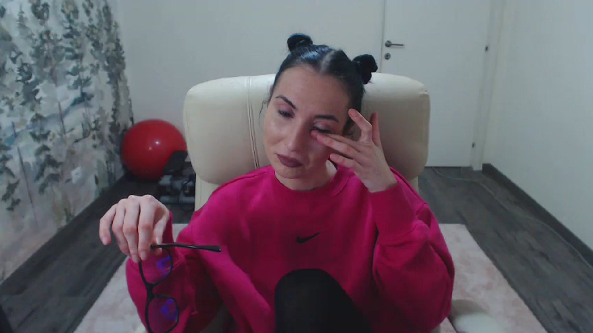 Gallery image thumbnail from NerdyDexter's myfreecams stream on, 01/12/2024, 19:59 image 11 of 20