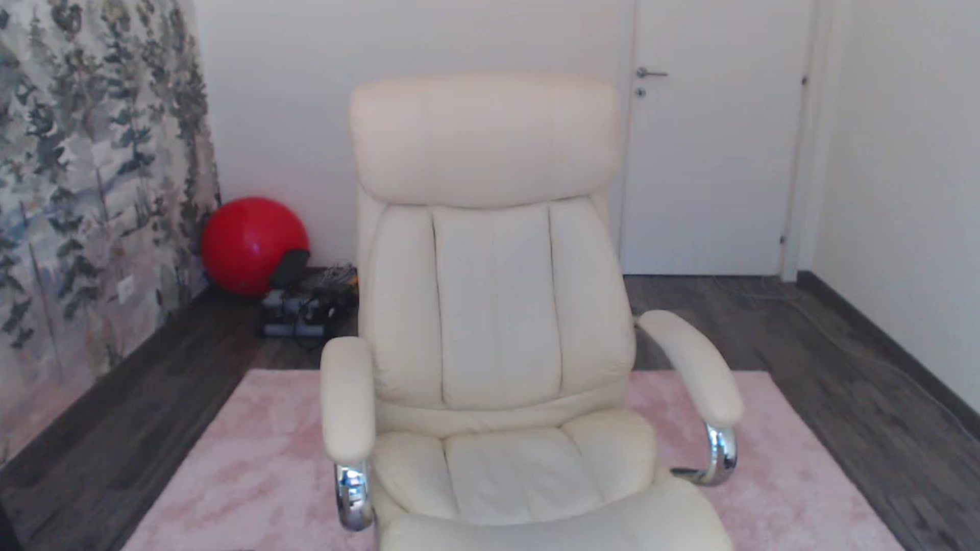 Gallery image thumbnail from NerdyDexter's myfreecams stream on, 01/13/2024, 12:08 image 1 of 20