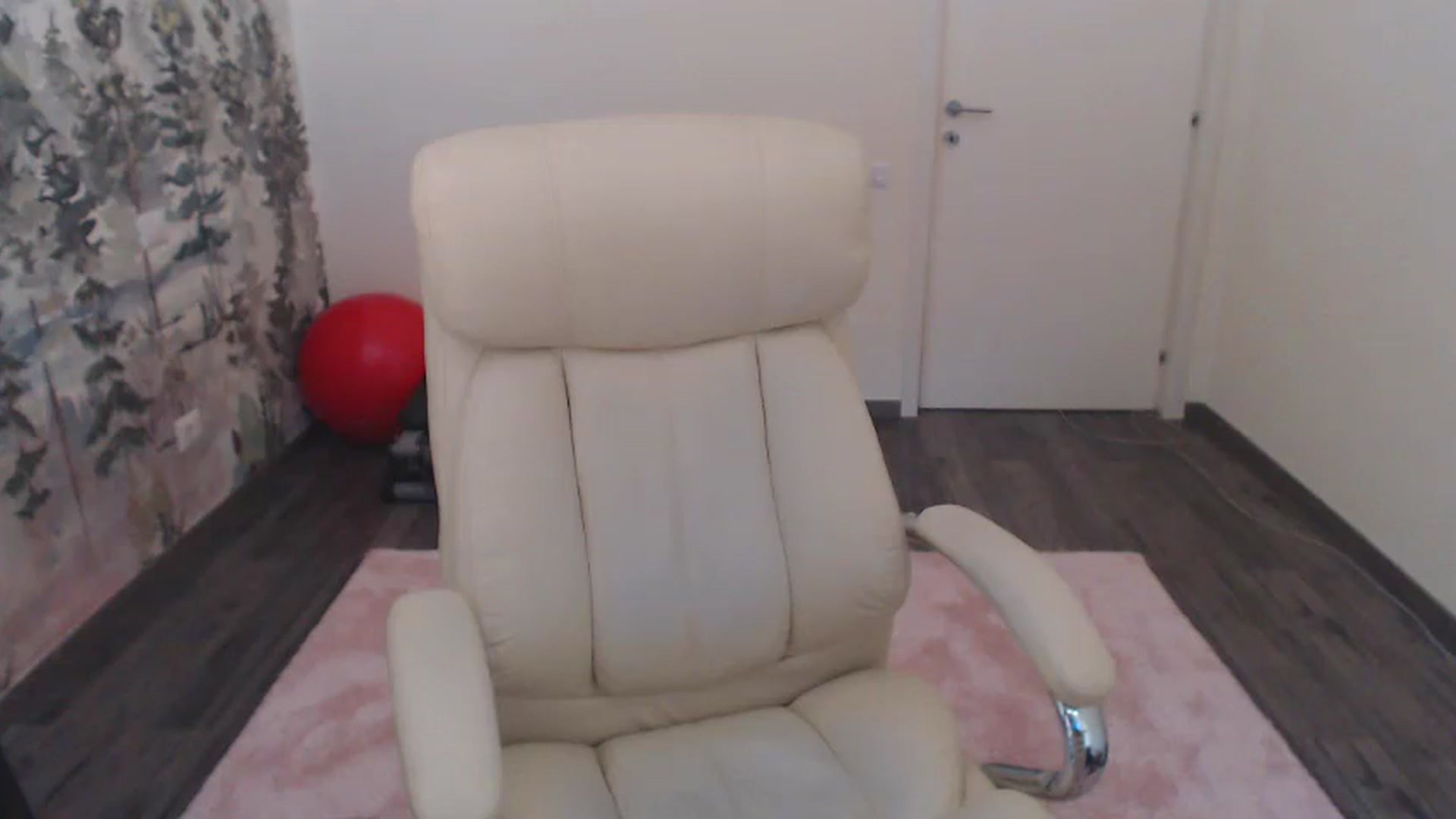 Gallery image thumbnail from NerdyDexter's myfreecams stream on, 01/13/2024, 12:08 image 8 of 20