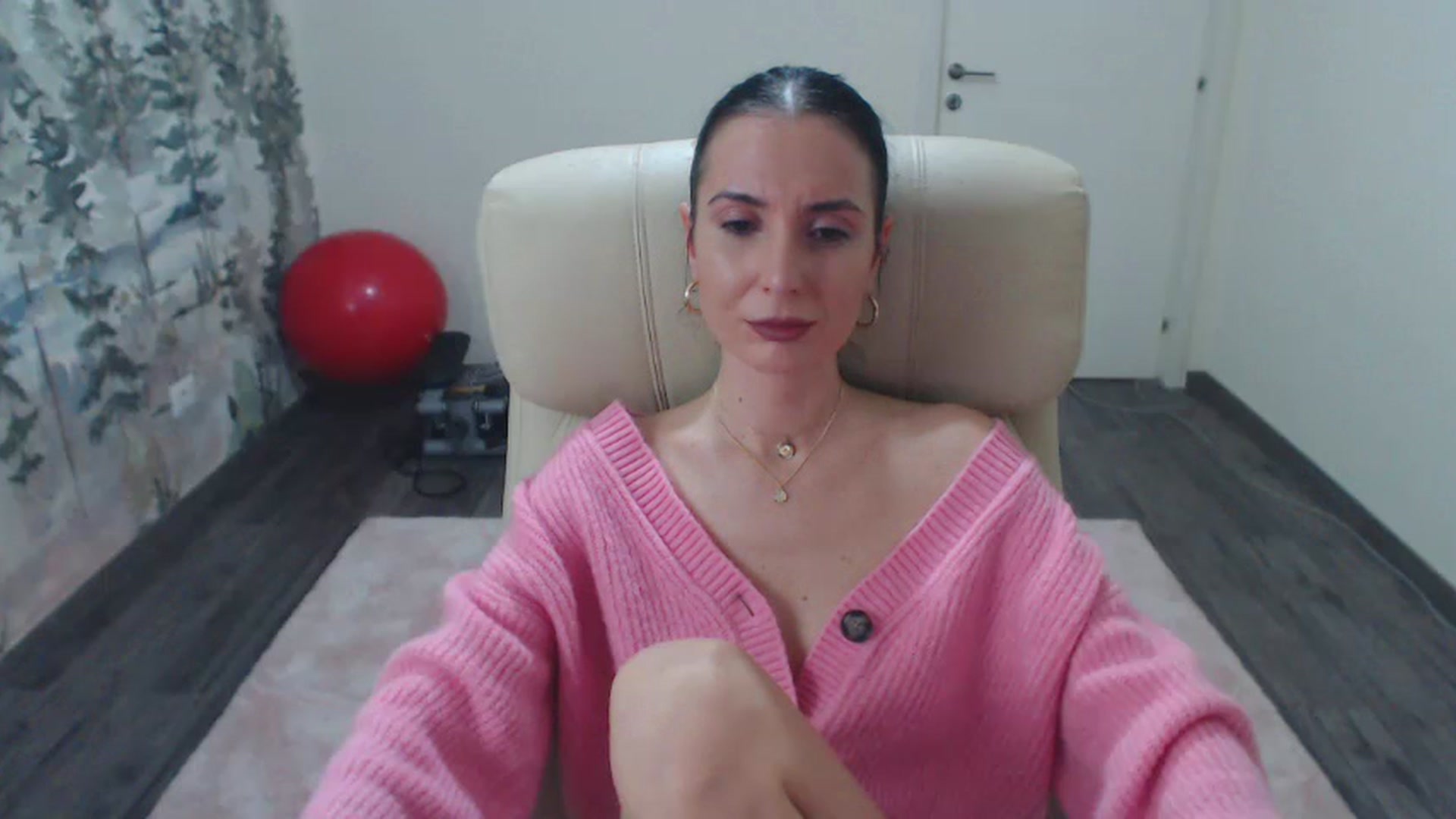 Gallery image thumbnail from NerdyDexter's myfreecams stream on, 01/19/2024, 18:22 image 18 of 20