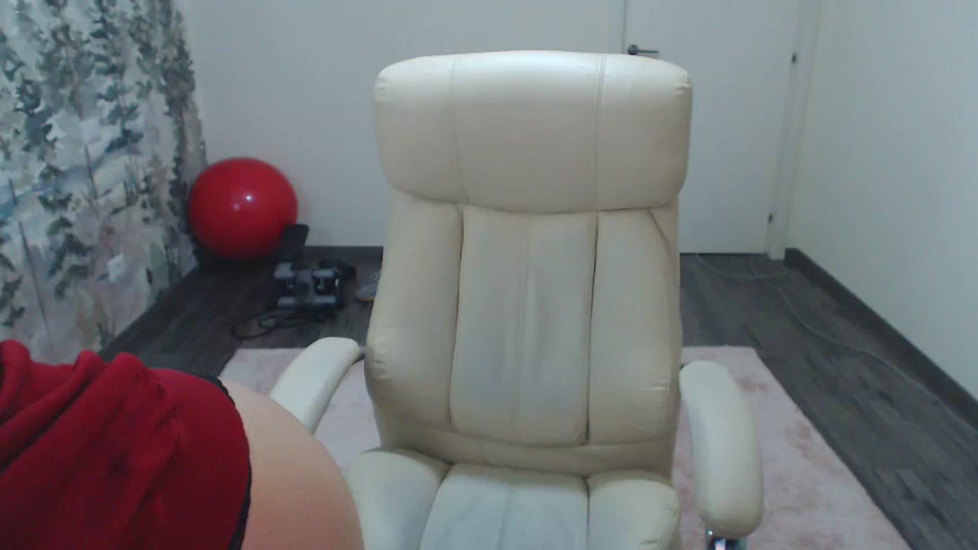 Gallery image thumbnail from NerdyDexter's myfreecams stream on, 02/12/2024, 20:03 image 13 of 20