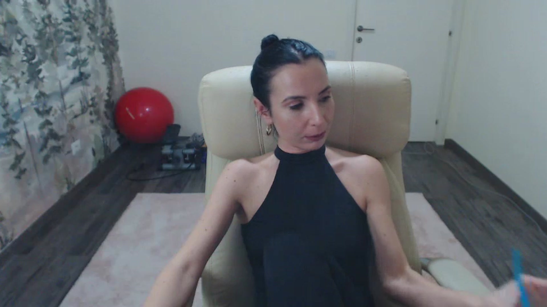 Gallery image thumbnail from NerdyDexter's myfreecams stream on, 03/15/2024, 19:59 image 19 of 20