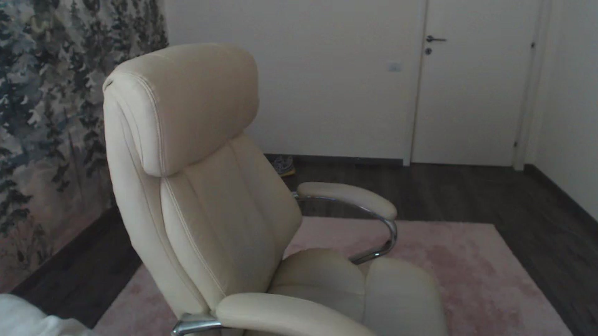Gallery image thumbnail from NerdyDexter's myfreecams stream on, 03/23/2024, 16:58 image 6 of 20