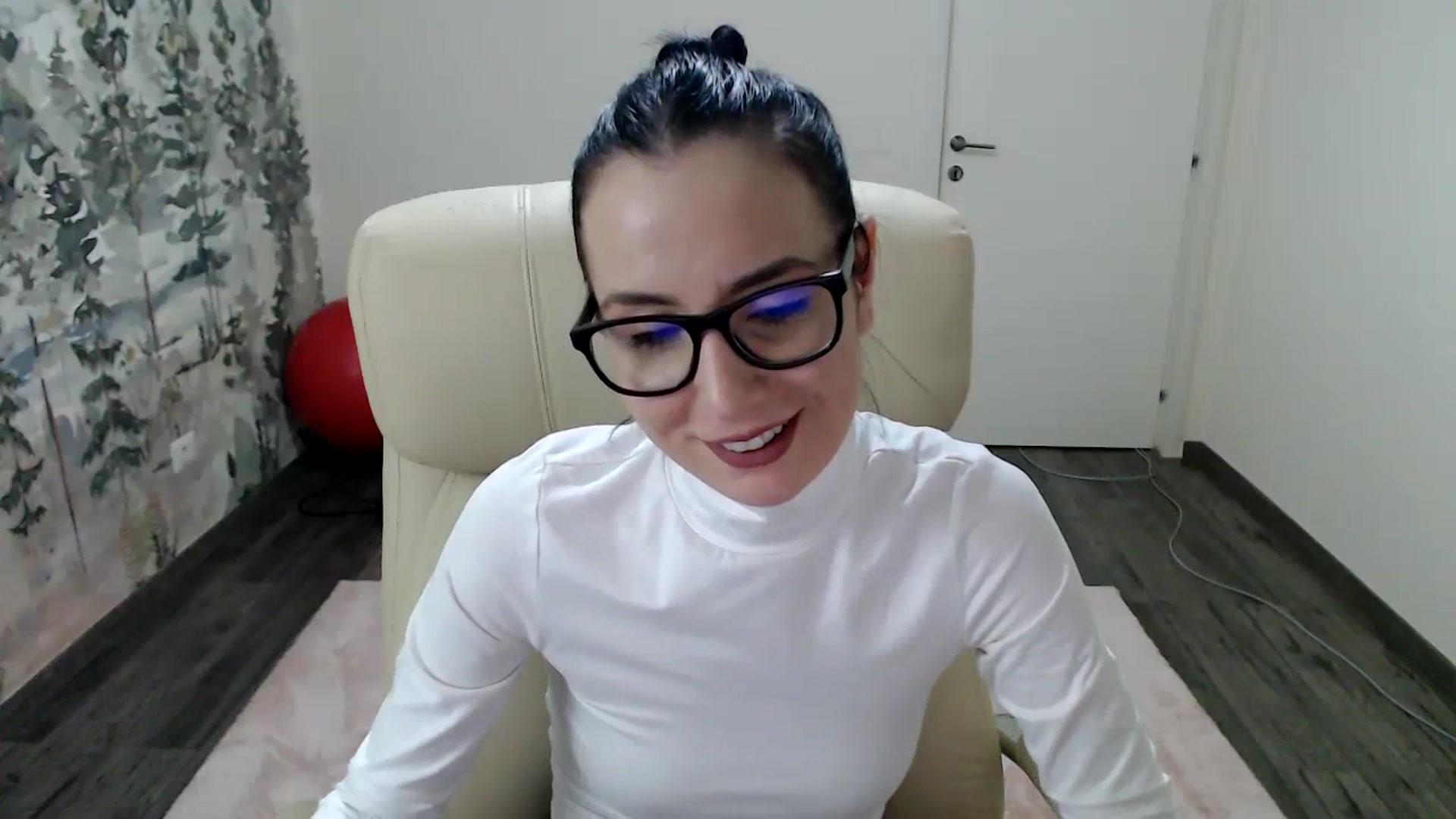 Gallery image thumbnail from NerdyDexter's myfreecams stream on, 03/29/2024, 20:01 image 4 of 20