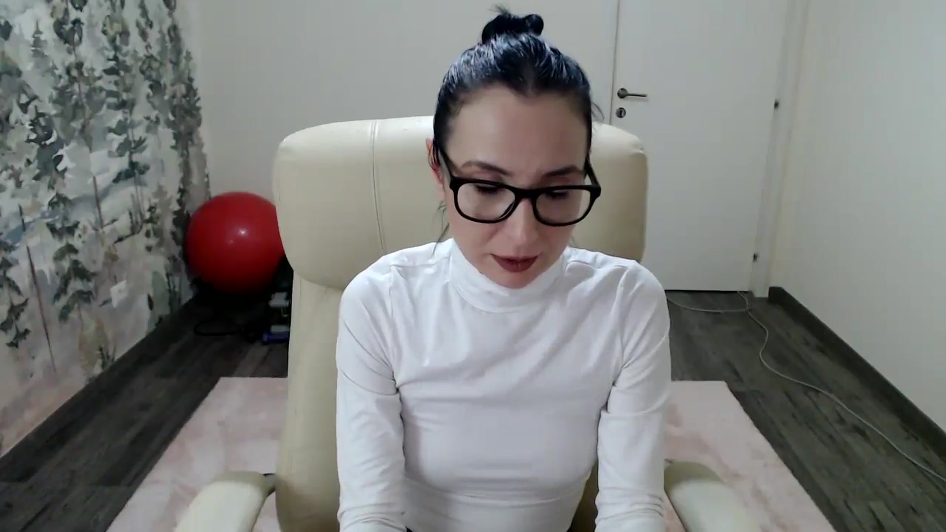Gallery image thumbnail from NerdyDexter's myfreecams stream on, 03/29/2024, 20:01 image 14 of 20