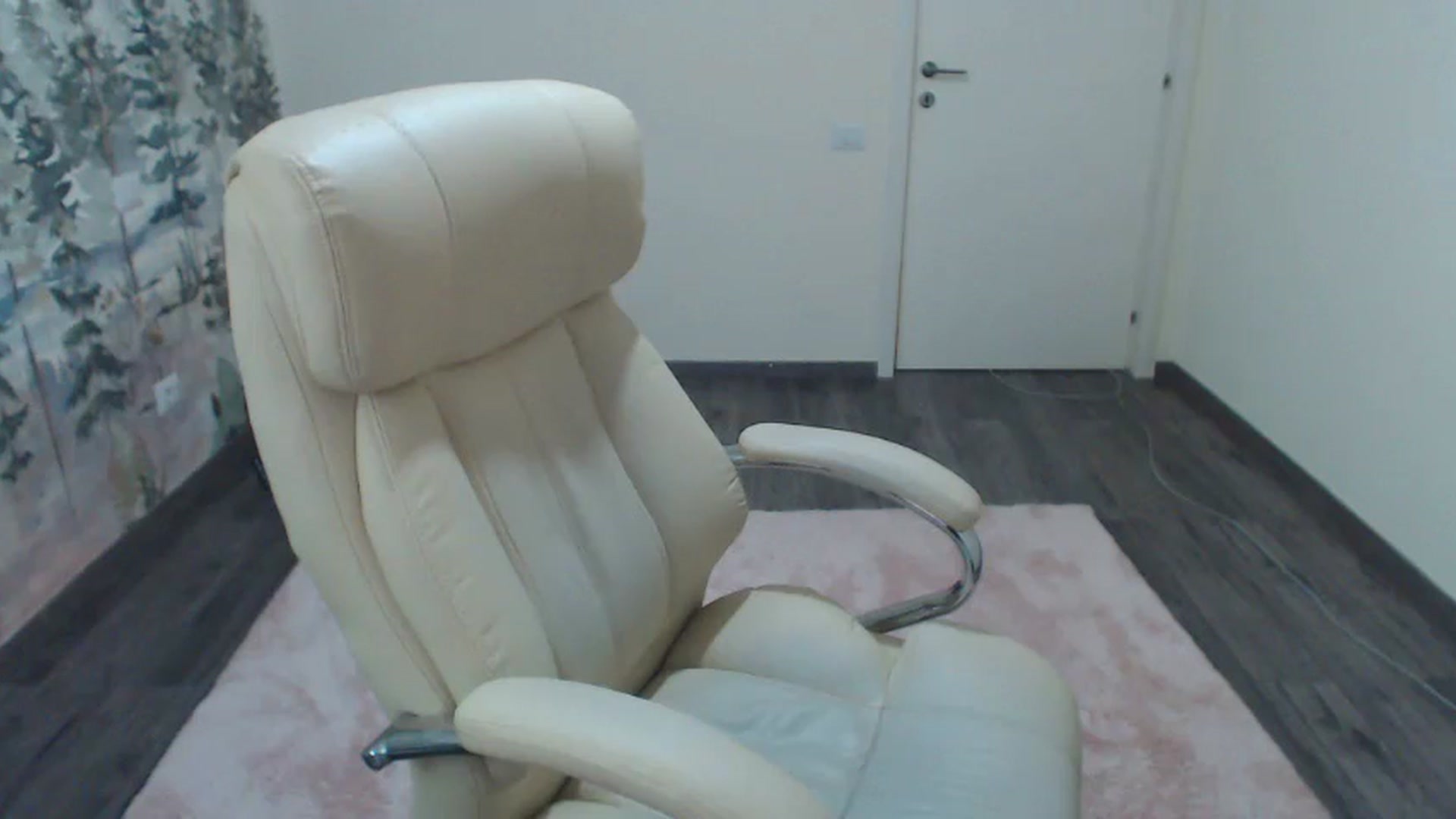 Gallery image thumbnail from NerdyDexter's myfreecams stream on, 04/02/2024, 18:53 image 3 of 20