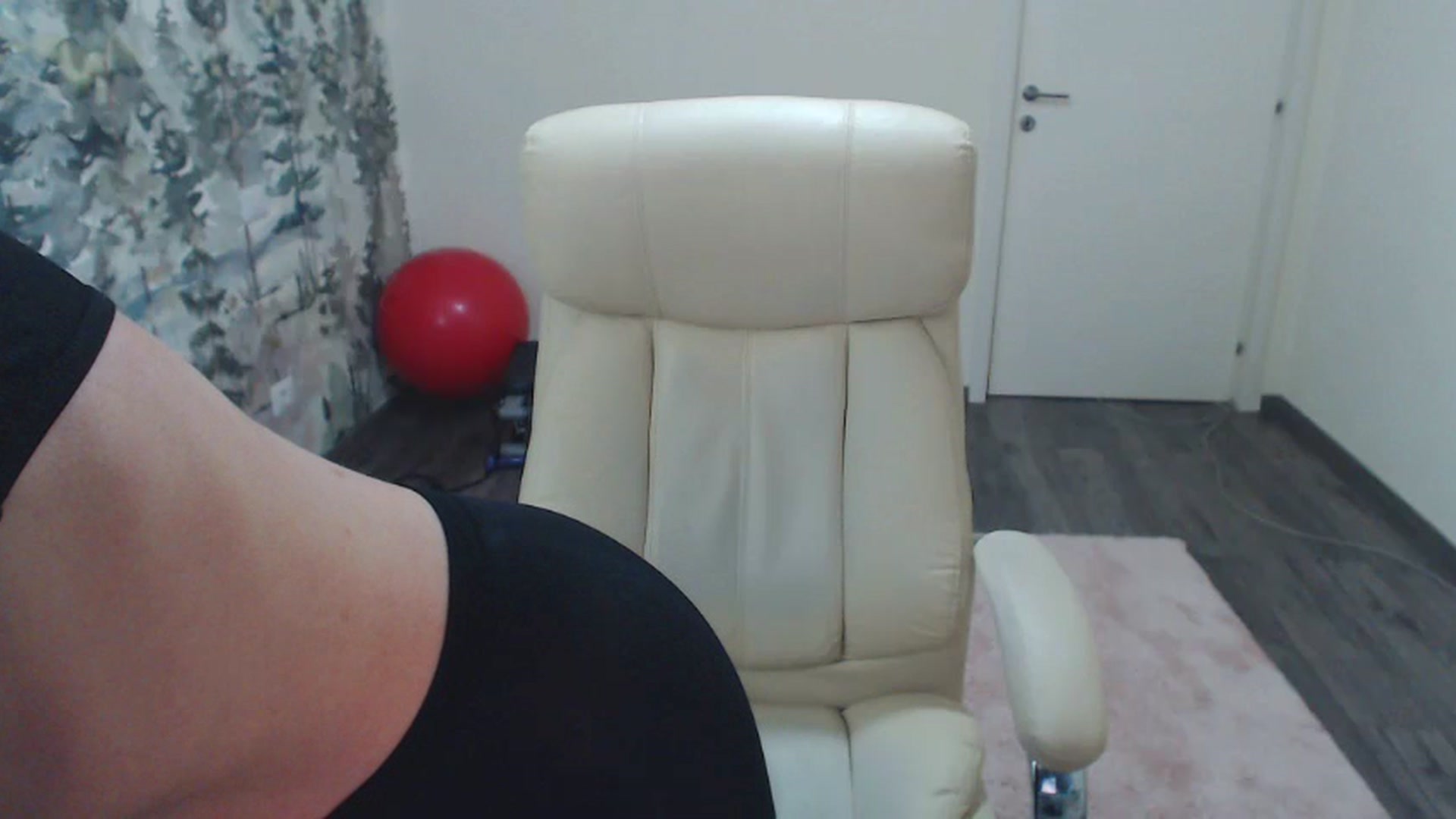 Gallery image thumbnail from NerdyDexter's myfreecams stream on, 04/25/2024, 15:23 image 20 of 20