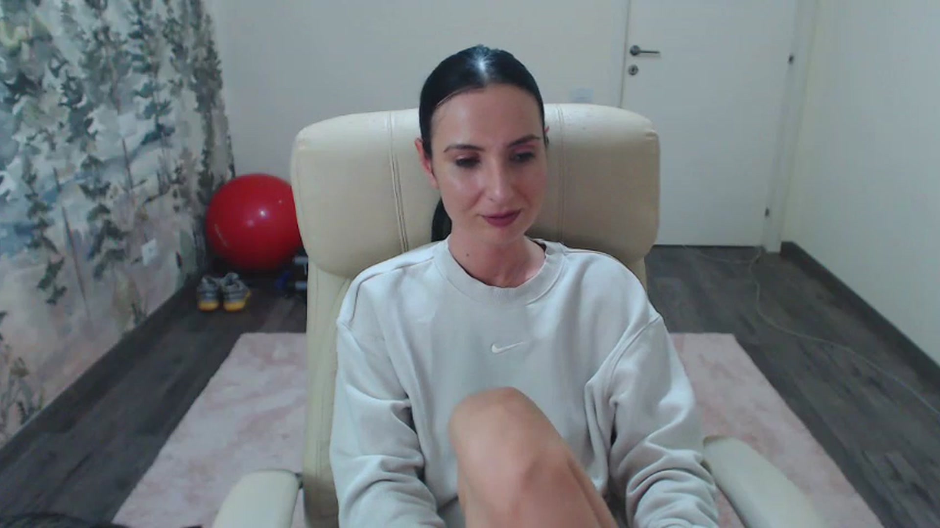 Gallery image thumbnail from NerdyDexter's myfreecams stream on, 05/05/2024, 18:52 image 9 of 20