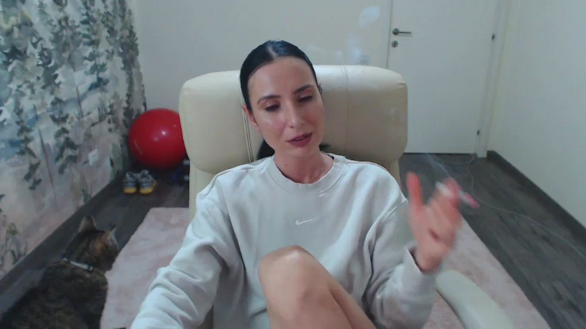 Gallery image thumbnail from NerdyDexter's myfreecams stream on, 05/05/2024, 18:52 image 12 of 20