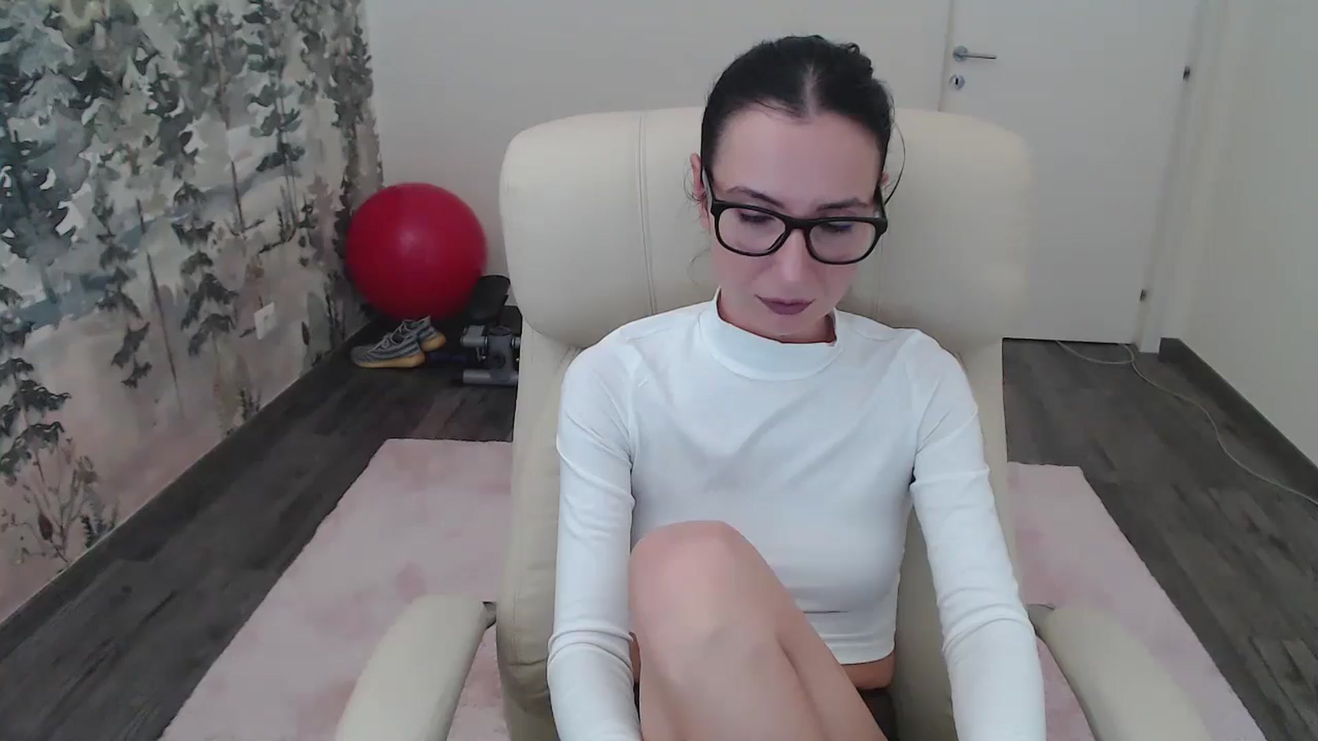 Gallery image thumbnail from NerdyDexter's myfreecams stream on, 05/10/2024, 09:27 image 14 of 20