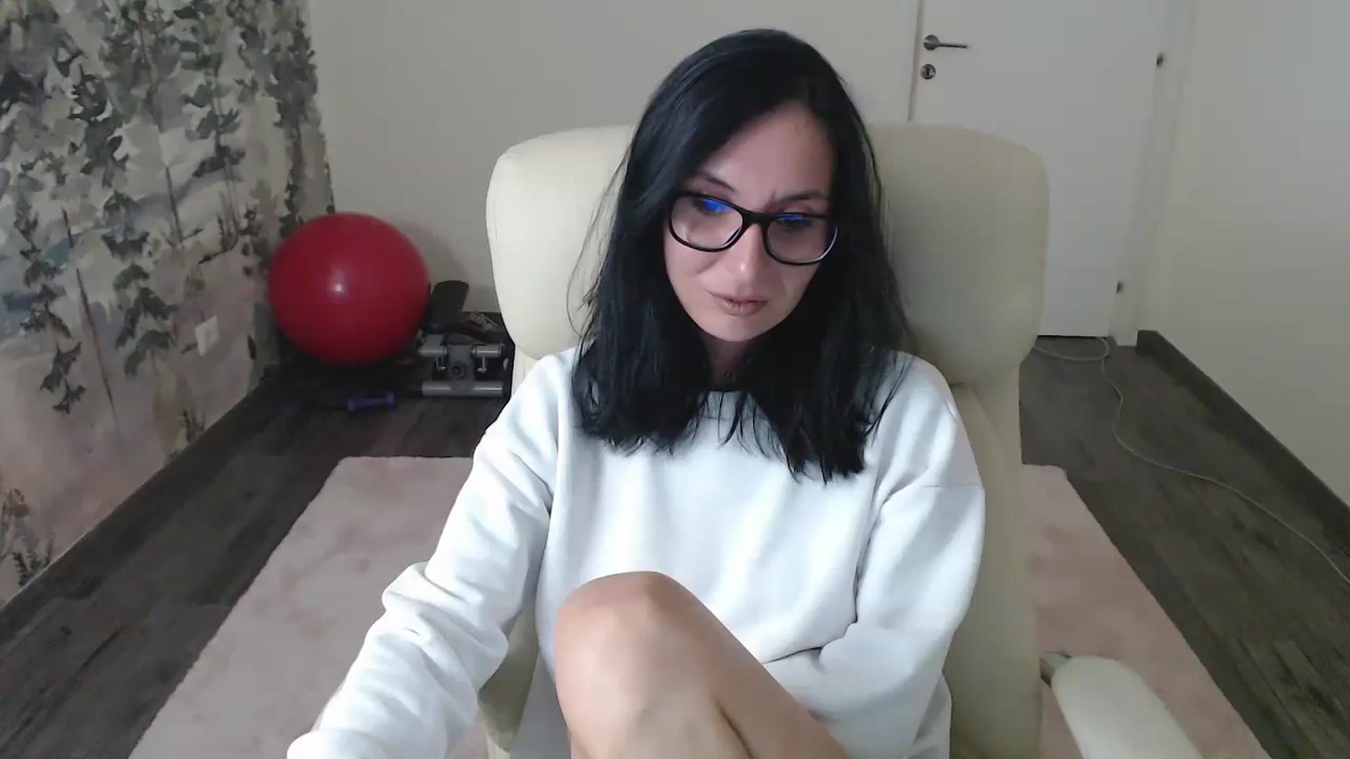 Gallery image thumbnail from NerdyDexter's myfreecams stream on, 05/26/2024, 18:34 image 13 of 20