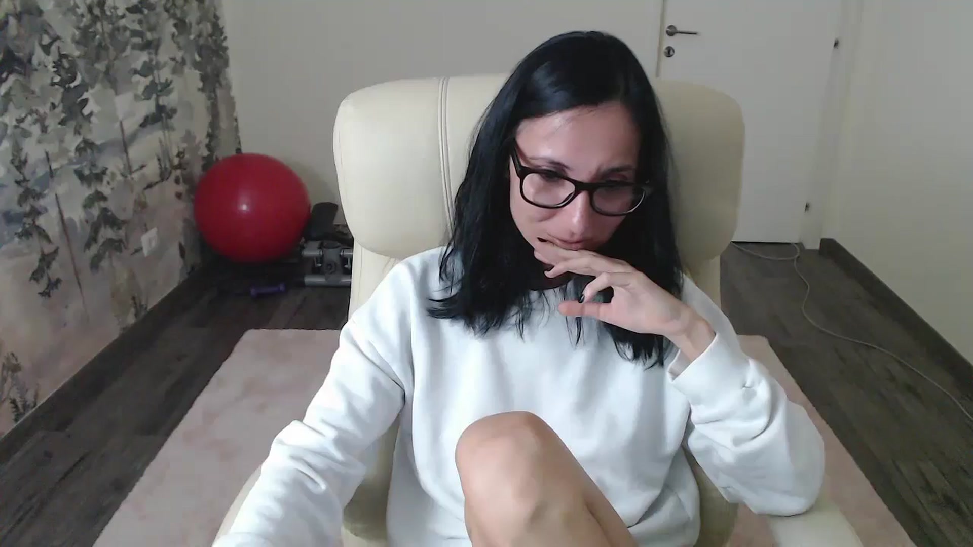Gallery image thumbnail from NerdyDexter's myfreecams stream on, 05/26/2024, 18:34 image 9 of 20