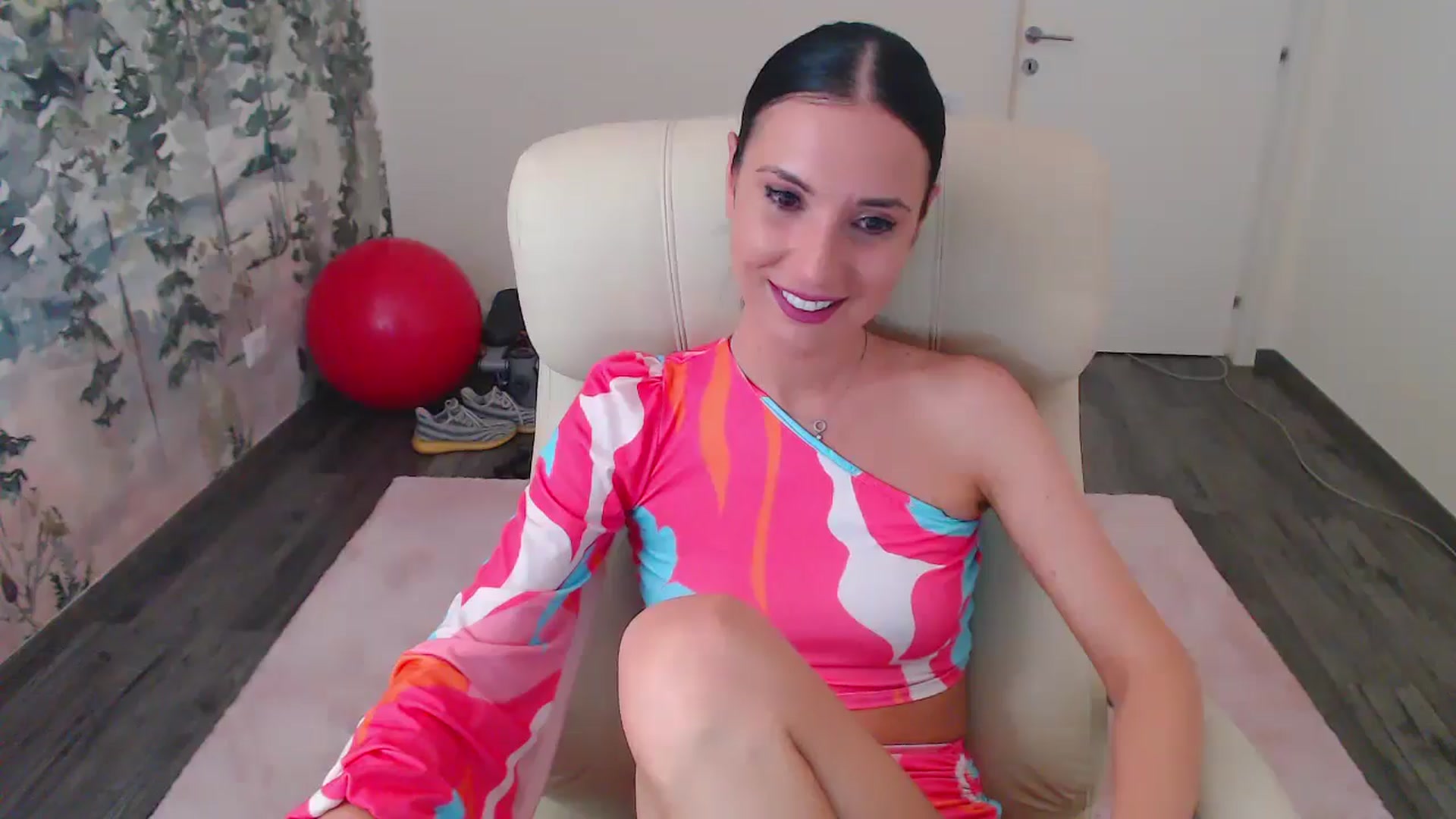Gallery image thumbnail from NerdyDexter's myfreecams stream on, 06/08/2024, 13:06 image 12 of 20